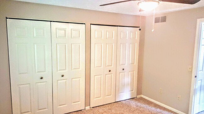 Building Photo - 1862 Beechwood Ave NE