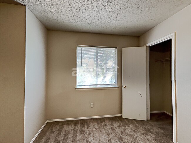 Building Photo - 1546 Brandywine Ln
