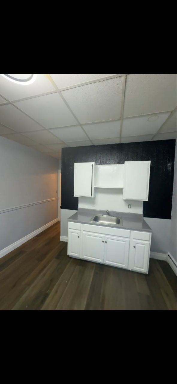 Building Photo - 444 N 5th St