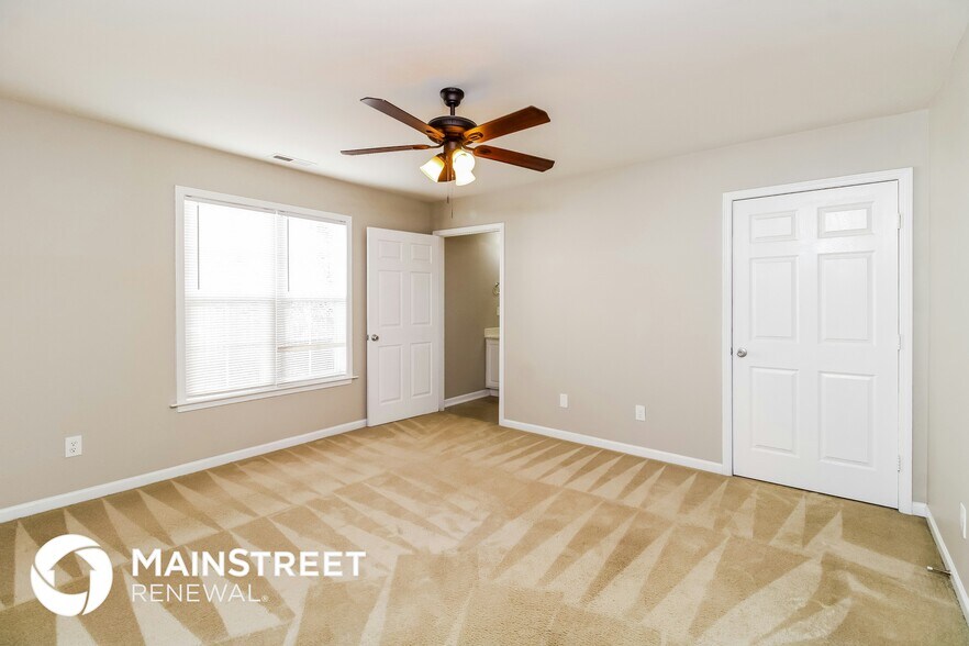 Building Photo - 3385 Tinley Park Dr