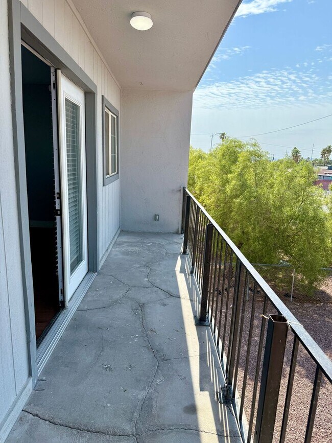 Building Photo - 1458 Silver Mesa Cir