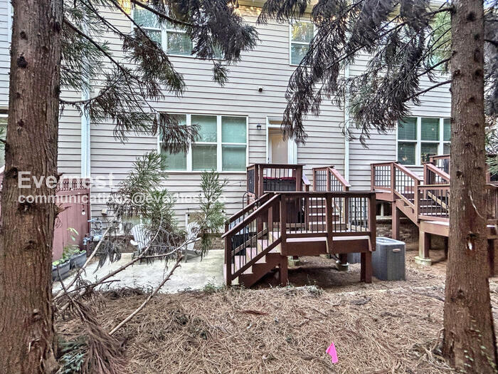 Building Photo - 951 Opelousas Way