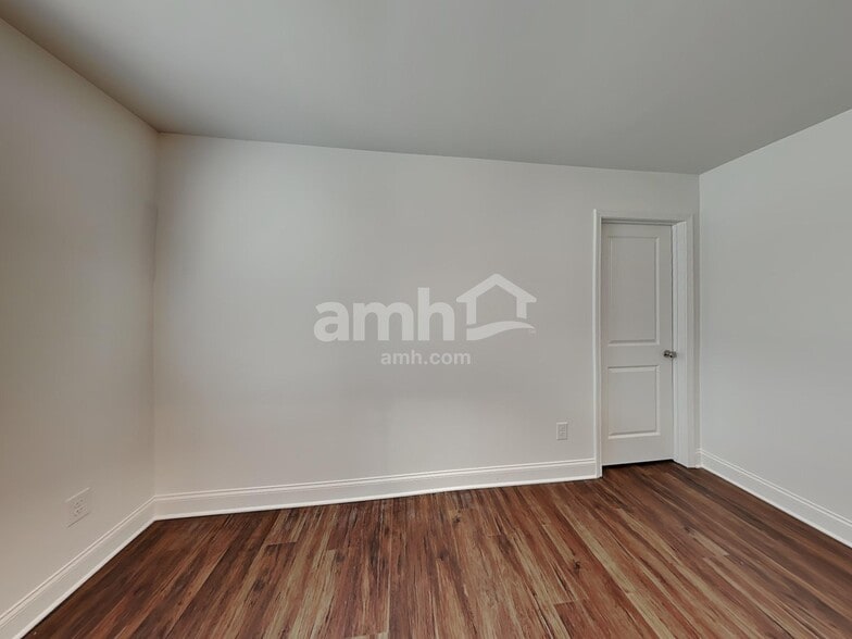 Building Photo - 2130 Twisted Creek Ln