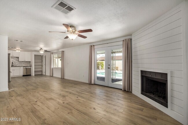 Building Photo - 14435 N 36th St