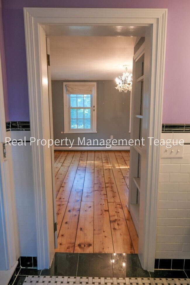Building Photo - Dream home in Altamont