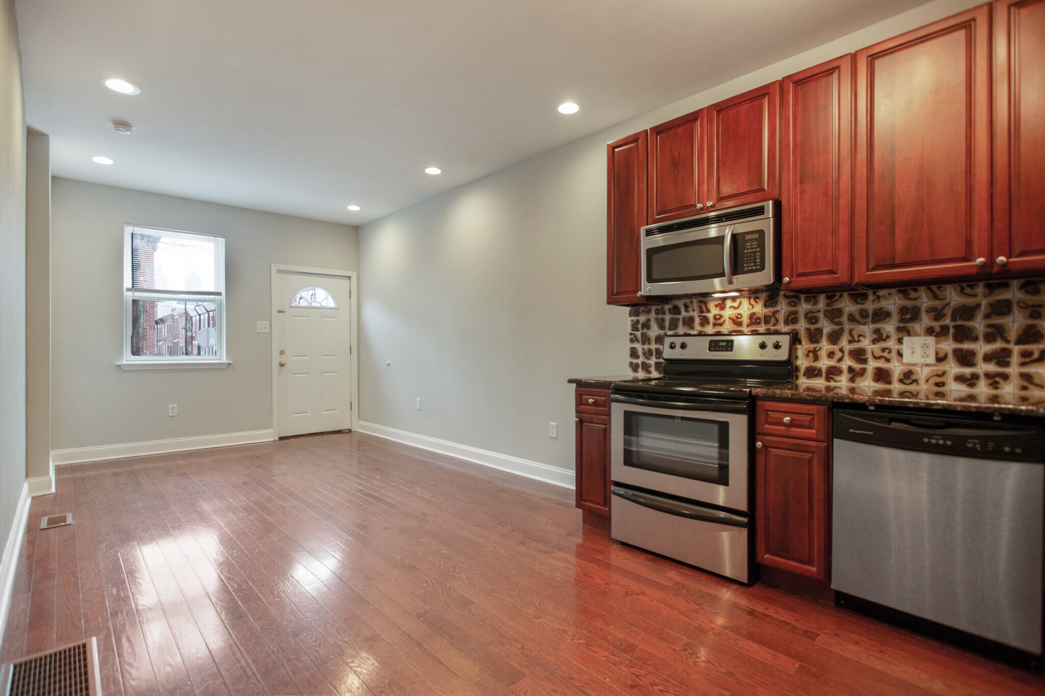 Living Room - 1818 Federal St