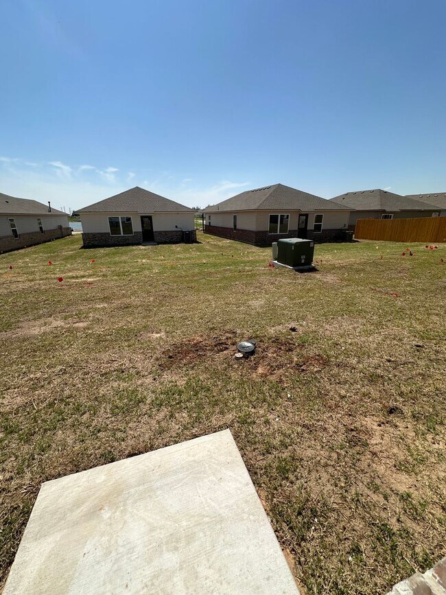 Building Photo - 11620 Krew Wy