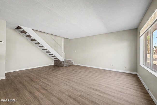 Building Photo - 17009 E Calle Del Oro