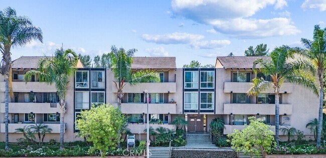 Building Photo - 17000 Burbank Blvd