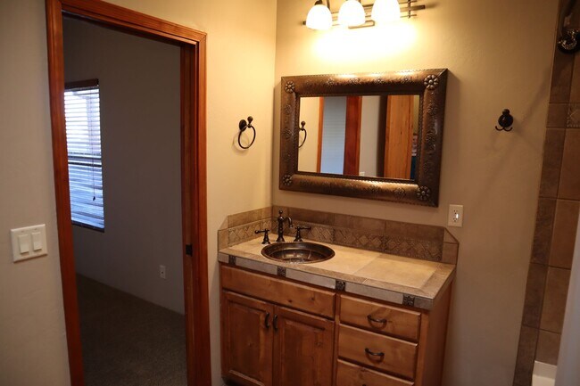 Building Photo - Your own resort! Elegant, Exclusive & Exquisite.