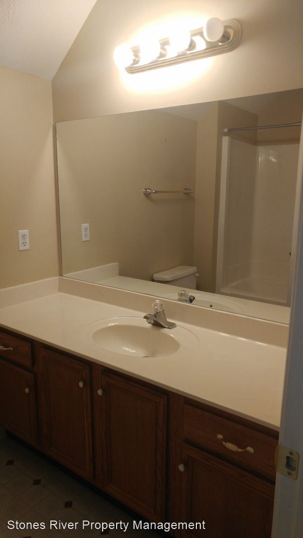 Building Photo - 4 br, 2.5 bath House - 522 Breslin Ave.