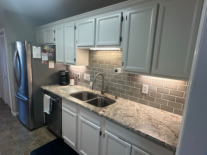 Building Photo - 9129 Kings Canyon Dr