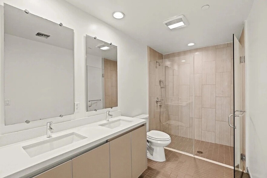 Building Photo - 5308 Sepulveda Blvd