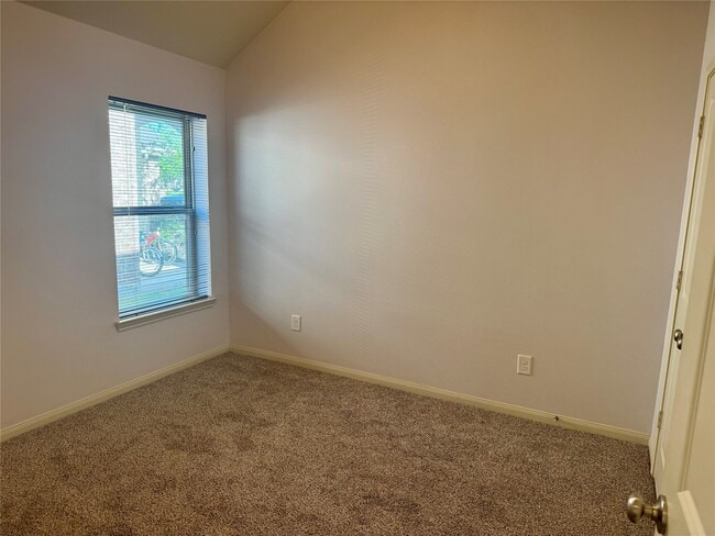 Building Photo - 12407 Point Arbor Court