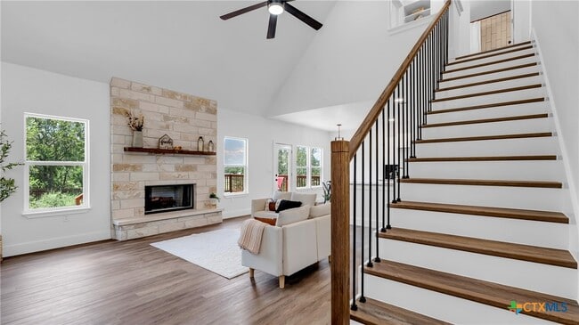 Building Photo - 105 Chesterfield Dr