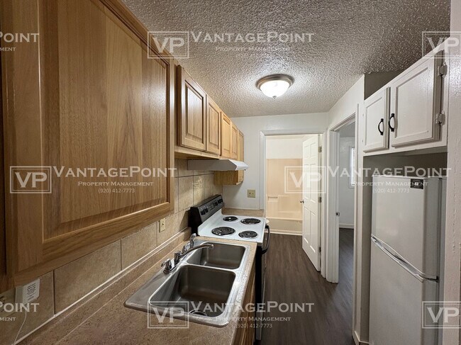 Building Photo - 2241 Imperial Ln