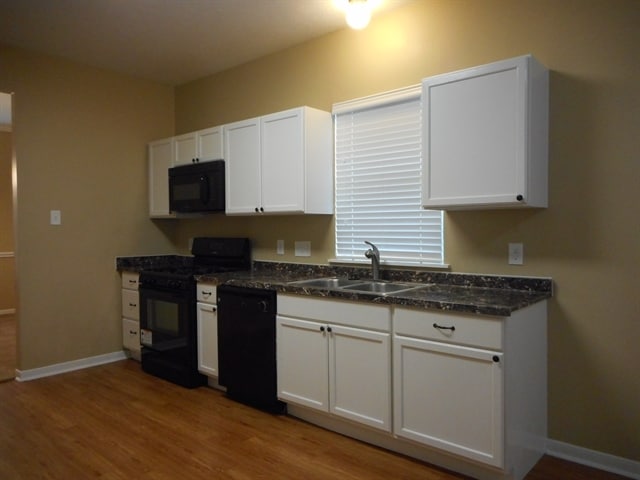 Building Photo - 22806 Tara Way Dr