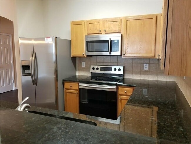 Building Photo - 5579 Lindeman Ln