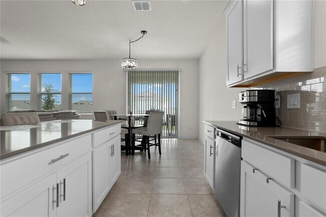 Building Photo - 884 Laurel Vw Wy