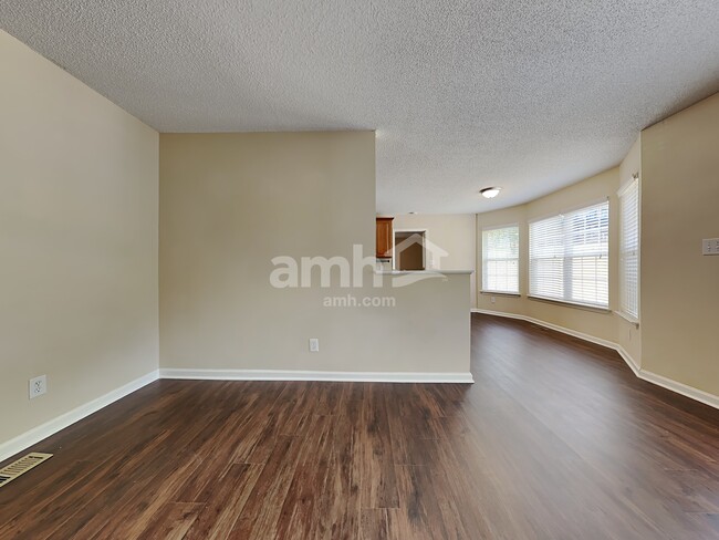 Building Photo - 295 Hialeah Court