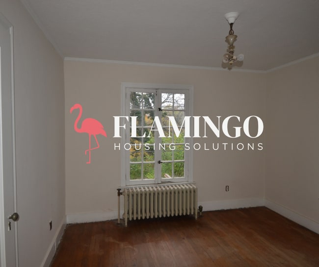 Building Photo - 424 Brookside Dr