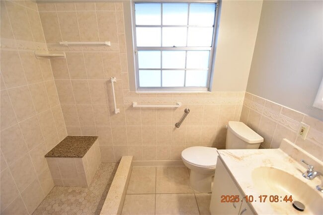 Building Photo - 4006 W Leona St