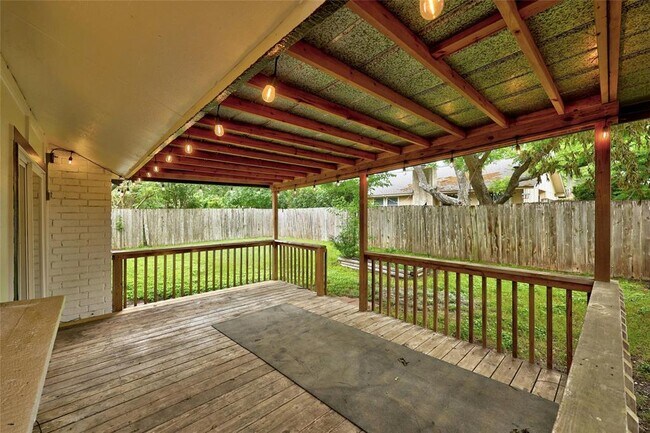 Building Photo - 12316 Bainbridge Ln