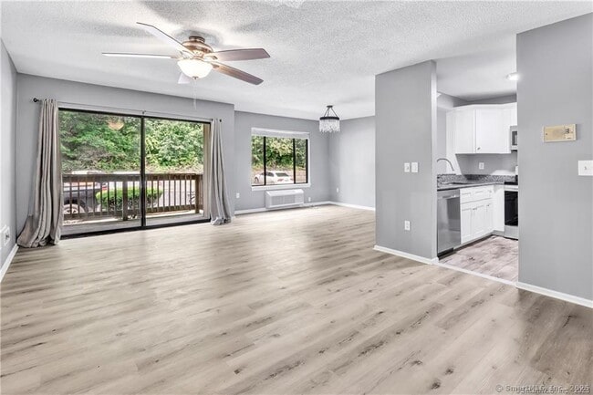 Building Photo - 175 Mill Pond Rd