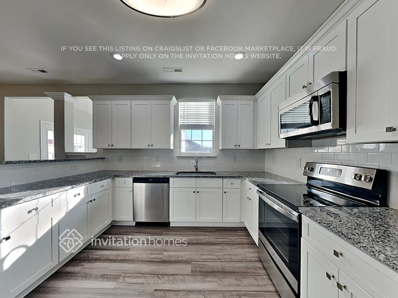 Building Photo - 1003 Thorncroft Rd