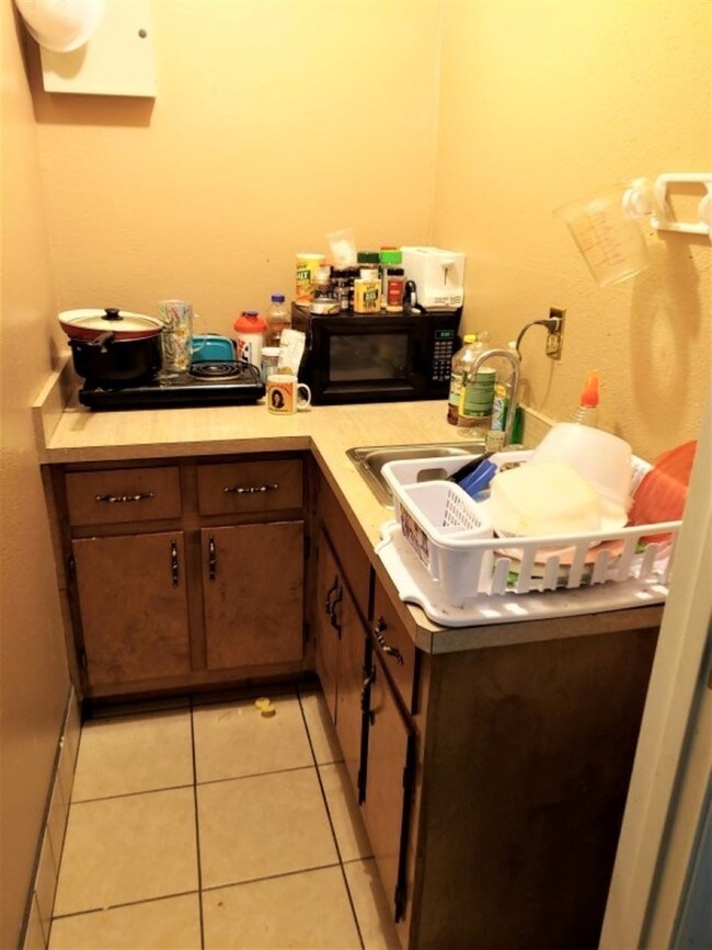 Building Photo - 8225 Woodville Hwy