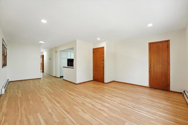 Building Photo - 36 Liberty Ave