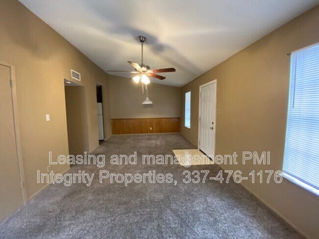 Building Photo - 108 Township Ln