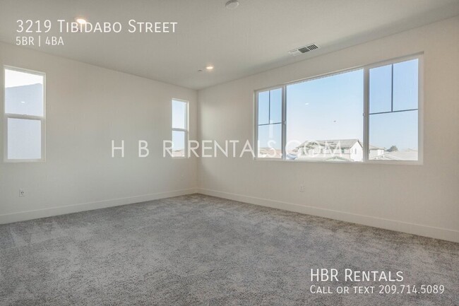 Building Photo - BRAND NEW CONSTRUCTION: Spacious 5-Bed San...