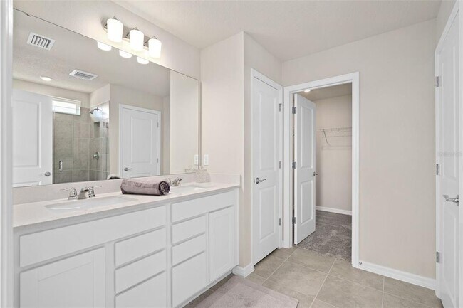 Building Photo - 10876 Waterwood Aly
