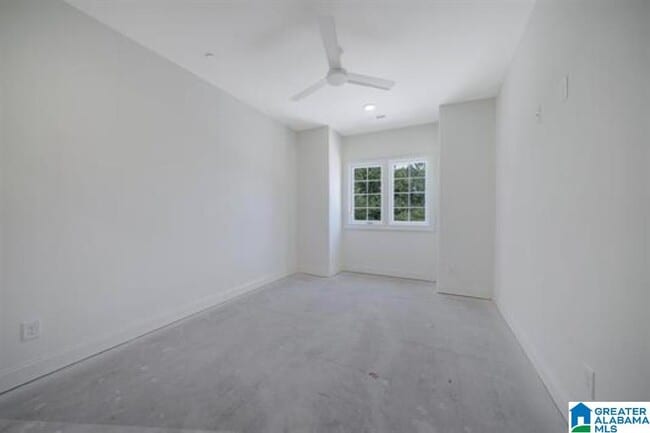 Building Photo - 3009 Vestavia Terrace Dr