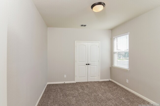 Building Photo - 12708 Shoreline Dr