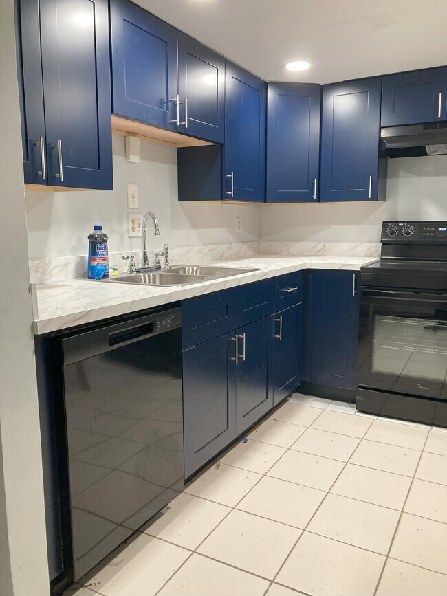 Building Photo - 46 Piney Branch Way