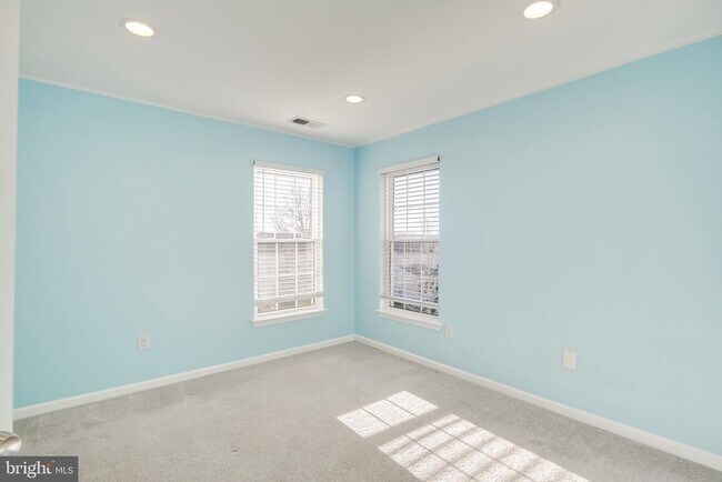 Building Photo - 1304 Longbow Rd