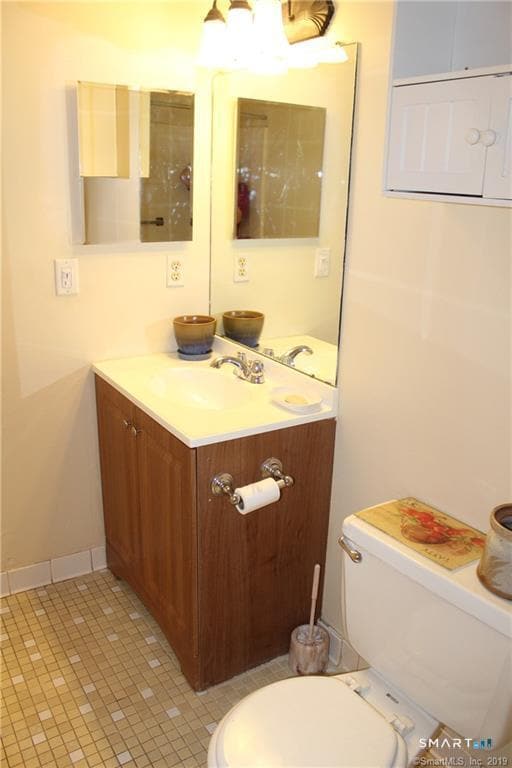 Building Photo - 20 Woodsedge Dr