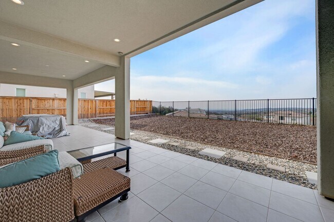 Building Photo - Newly Built 6BR Home with Panoramic Views in El Dorado Hills – 4,180 Sq Ft!
