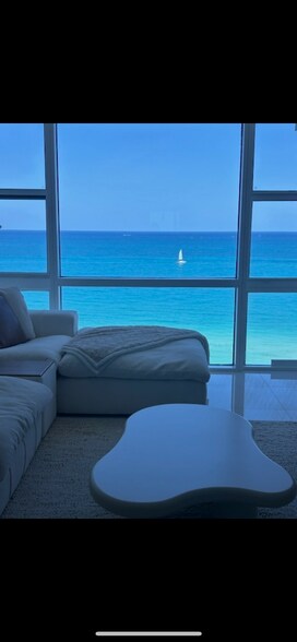 Building Photo - 6801 Collins Ave