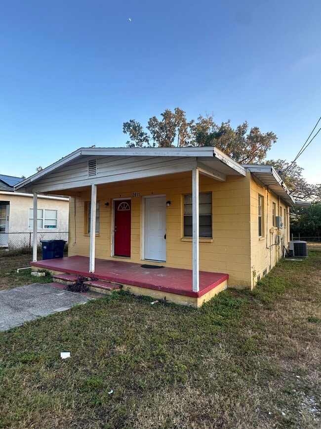 Building Photo - 2911 E 33rd Ave
