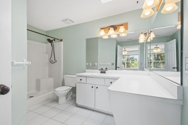 Building Photo - 3-Bedroom Rental Home in Palm Coast