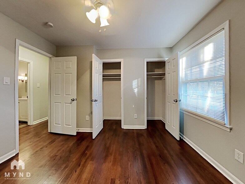 Building Photo - 6815 Saddle Ridge Rd