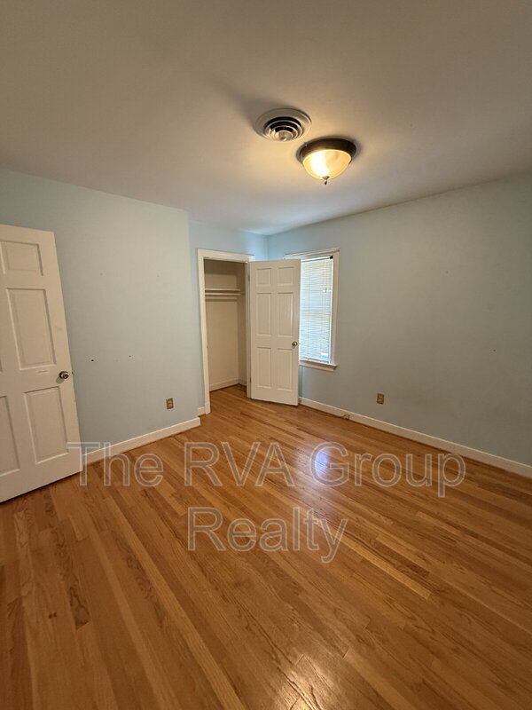 Building Photo - 10075 Aragon Dr