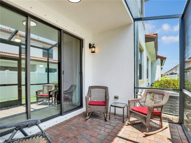 Building Photo - 15851 Portofino Springs Blvd