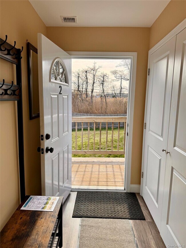 Building Photo - 2 Lafayette Dr