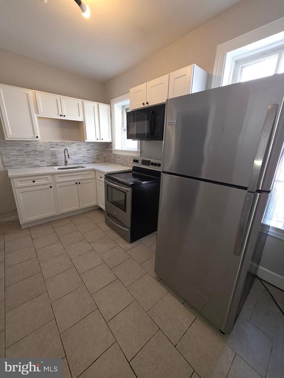 Building Photo - 521 Franklin St