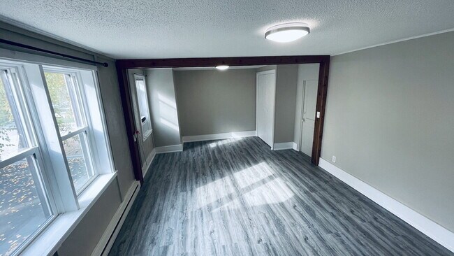 Building Photo - Charming Riverfront Rental in the Heart of...