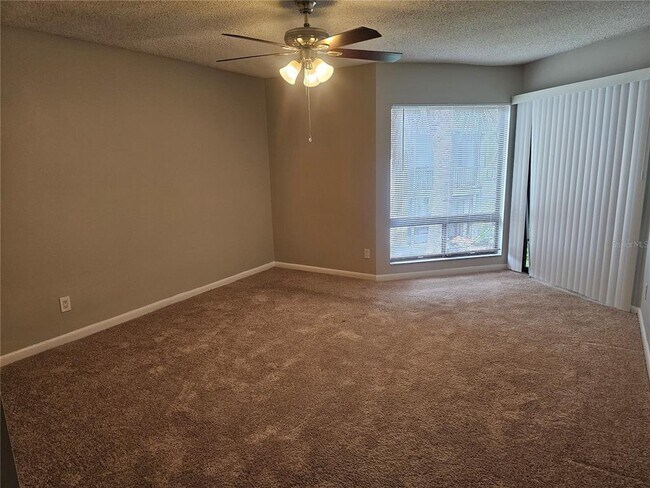 Building Photo - 4371 Aqua Vista Dr